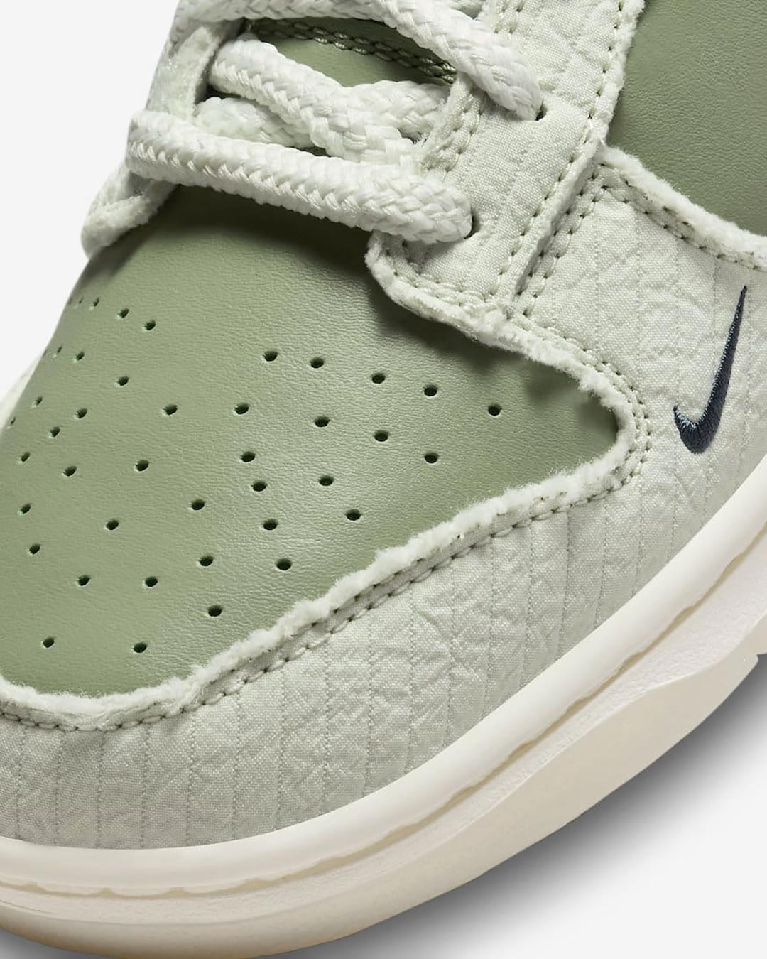 Nike Dunk Low Be 1 of One FQ0269-001