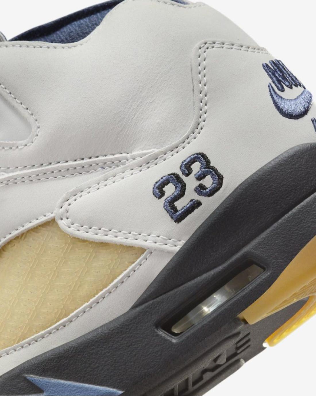 A Ma Maniere x Air Jordan 5 Diffused Blue FZ5758-004