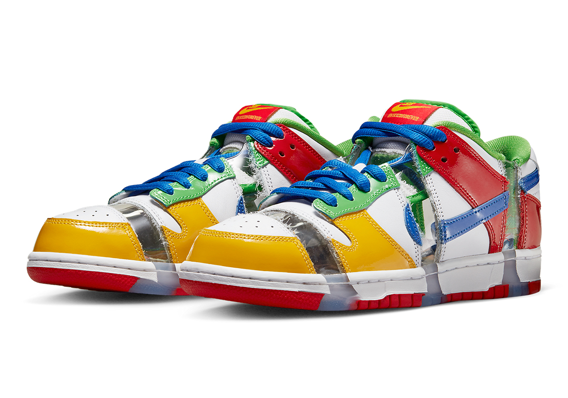 SNKRS Dunk Reserve