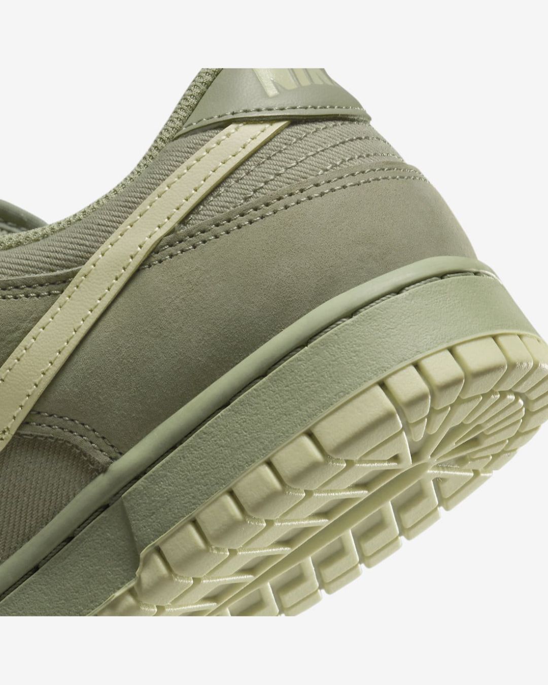 Nike Dunk Low Retro Premium Oil Green FB8895-300