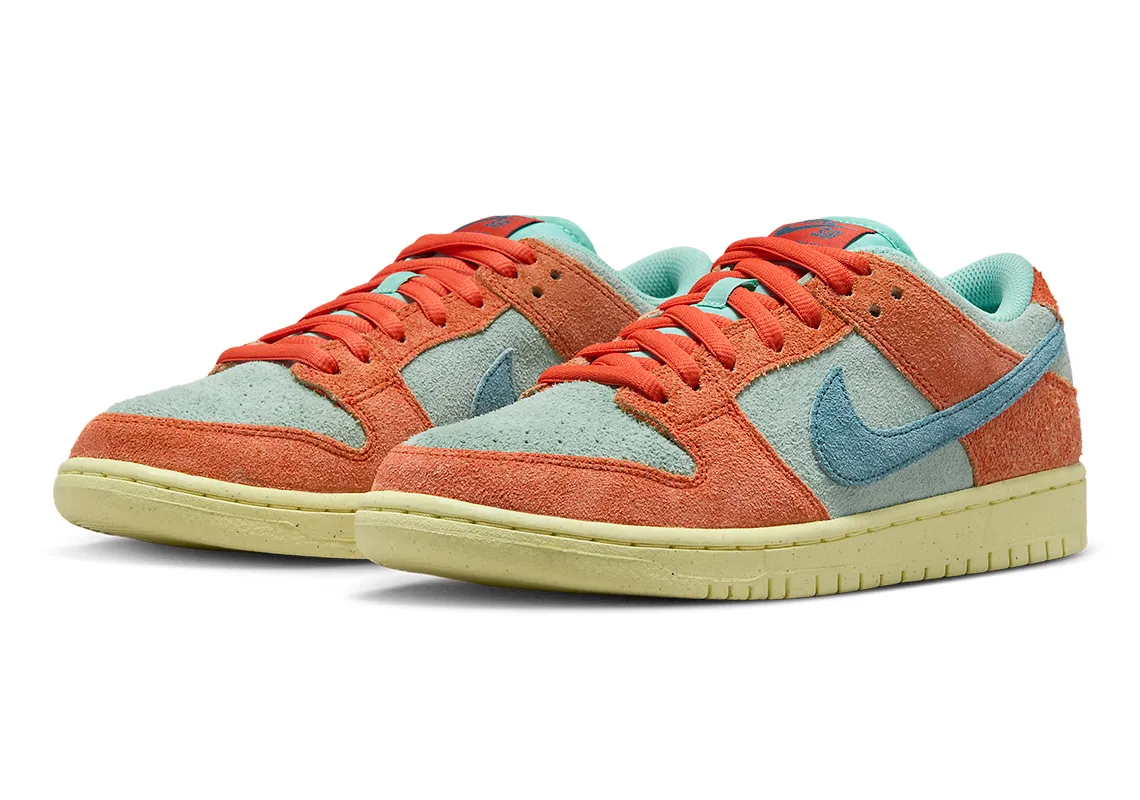 SNKRS Dunk Reserve