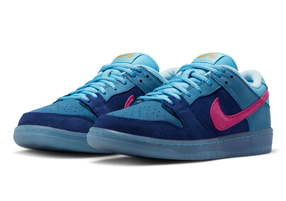 SNKRS Dunk Reserve