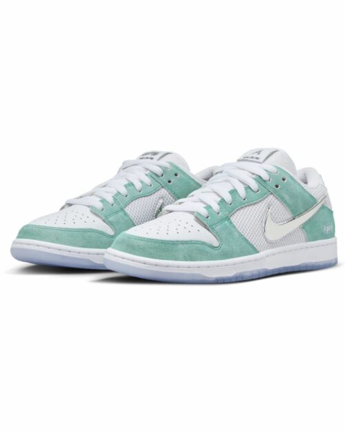 April Skateboards x Nike SB Dunk Low FD2562-400