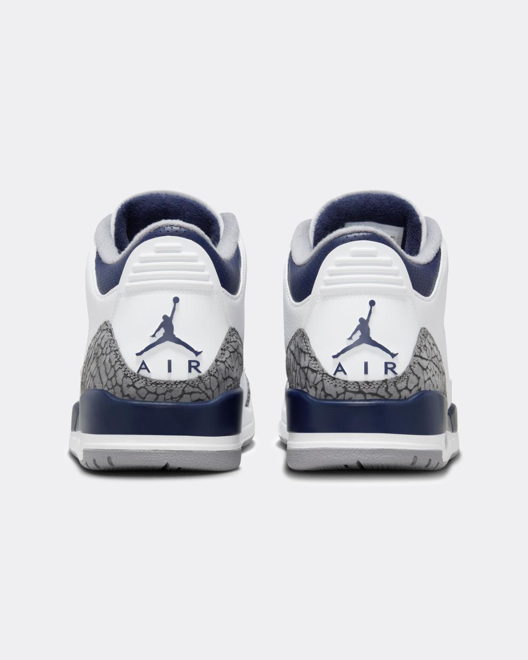 Air Jordan 3 Midnight Navy CT8532-140