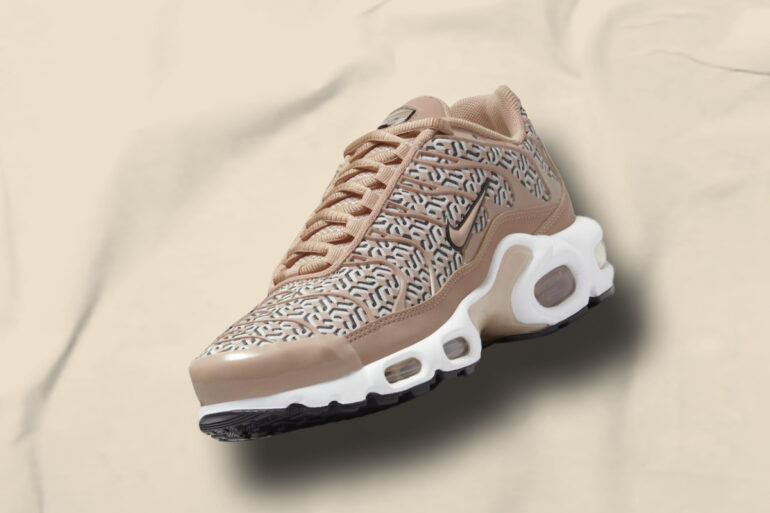 Air Max Tn United Victory FB2557-200